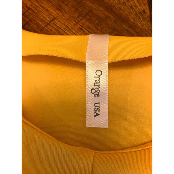 ORANGE brand, Small Women's Yellow Ruffle Blouse, Flutter Sleeves, Small - Picture 6 of 9